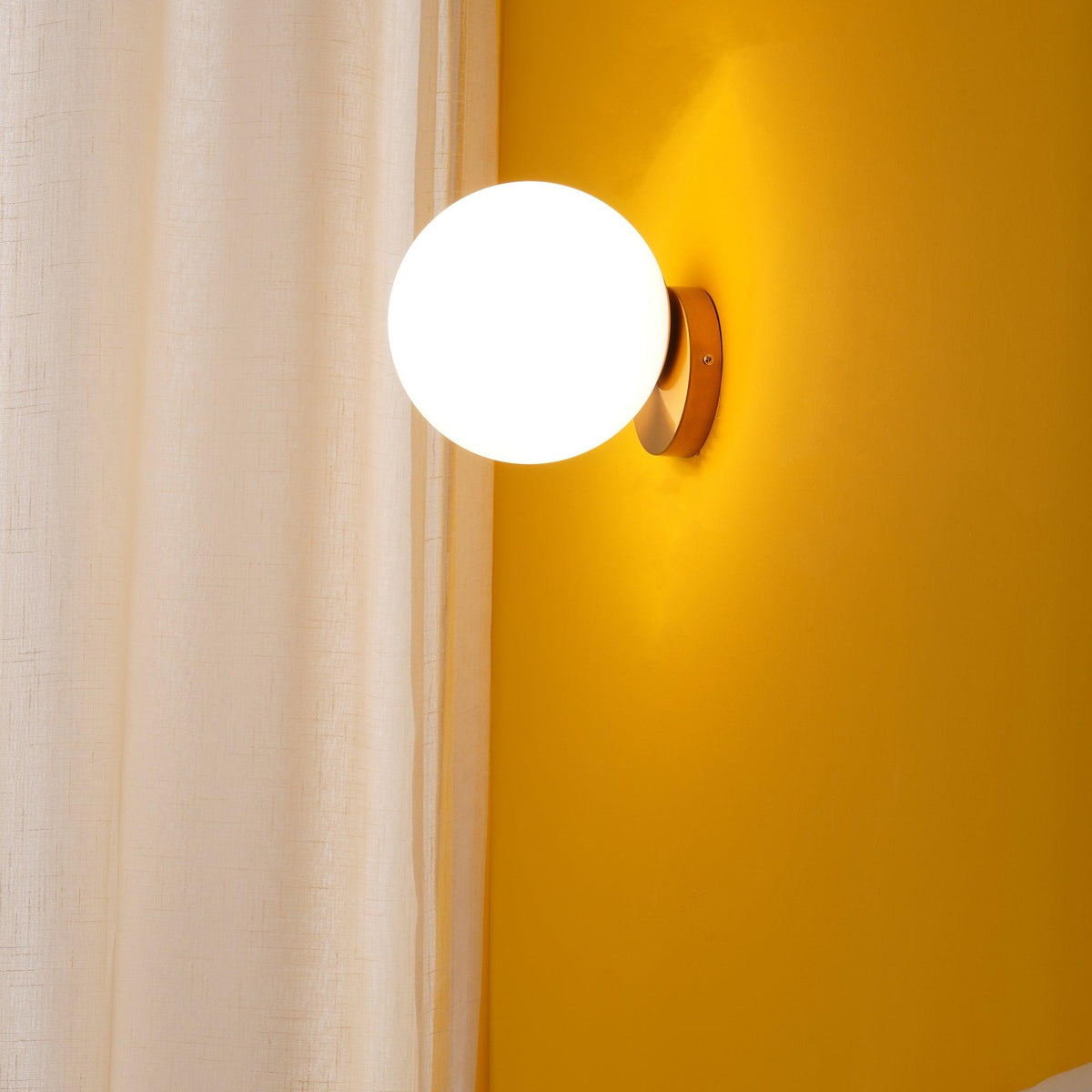 Vivinia zeitgenössische minimalistische Wandleuchte