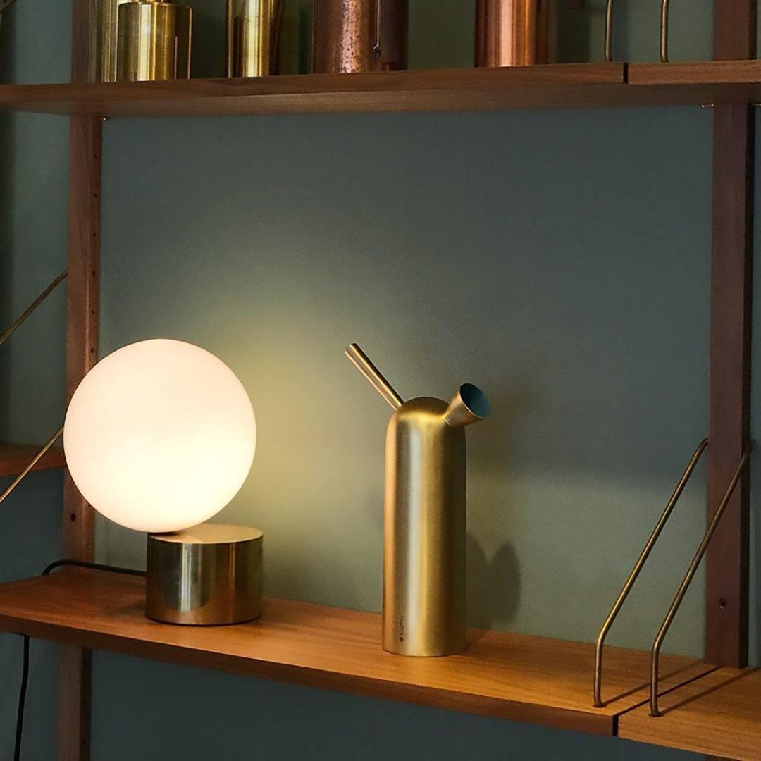 Eiraella Tischleuchte aus Glas im Industrie-Stil