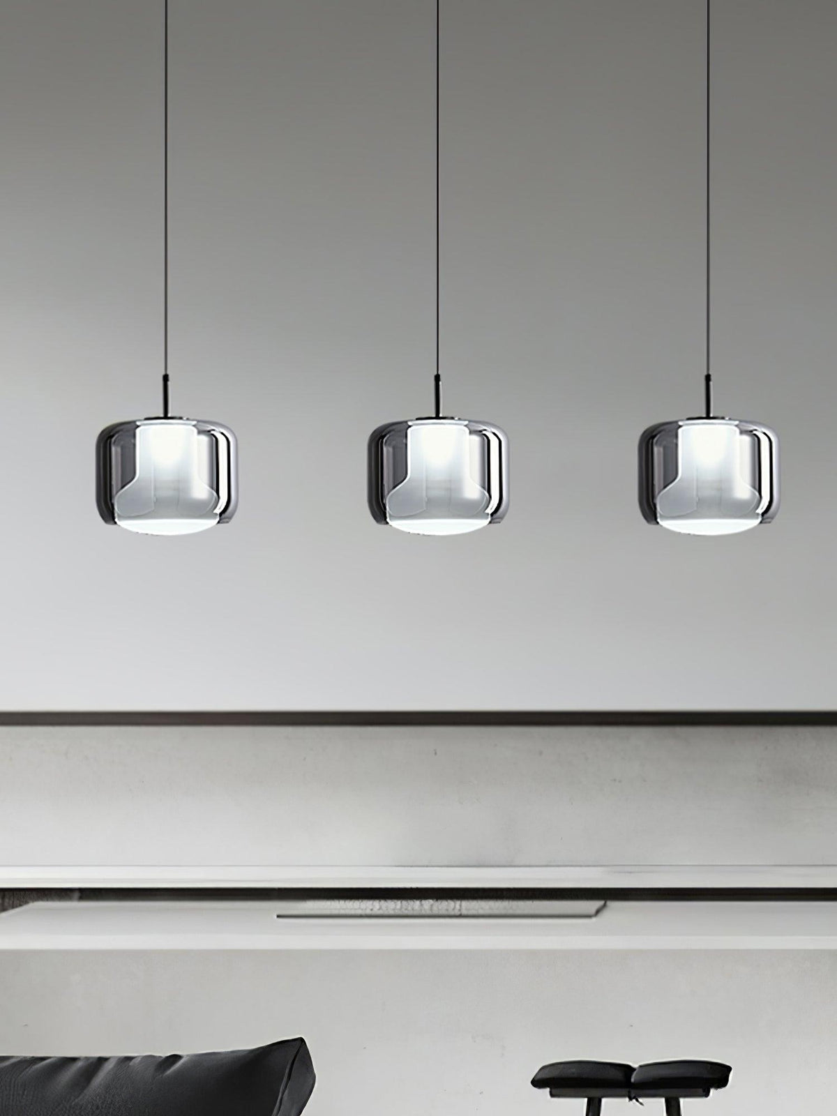Absolud Pendelleuchte aus Rauchglas mit zweischichtigem quadratischem Lampenschirm für das Esszimmer | Cielum