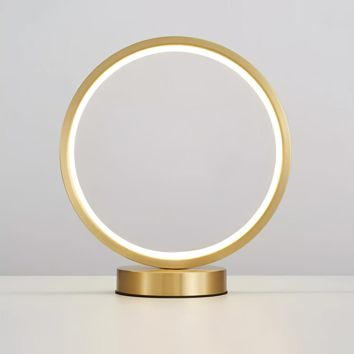 Cirra Elegante Messing-Tischleuchte