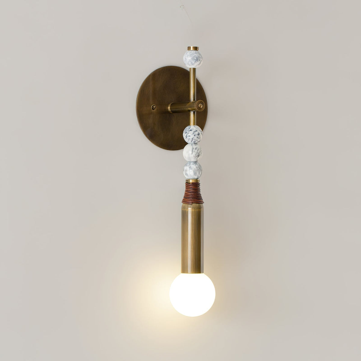 Evilor Premium Elegance Wandleuchte mit Stecker aus Marmor