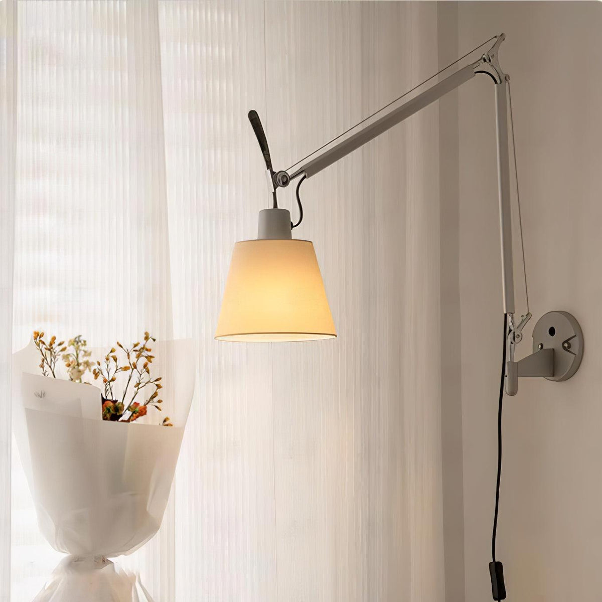 Elvinir Rocker zeitgenössisches Design Stoff-Wandleuchte