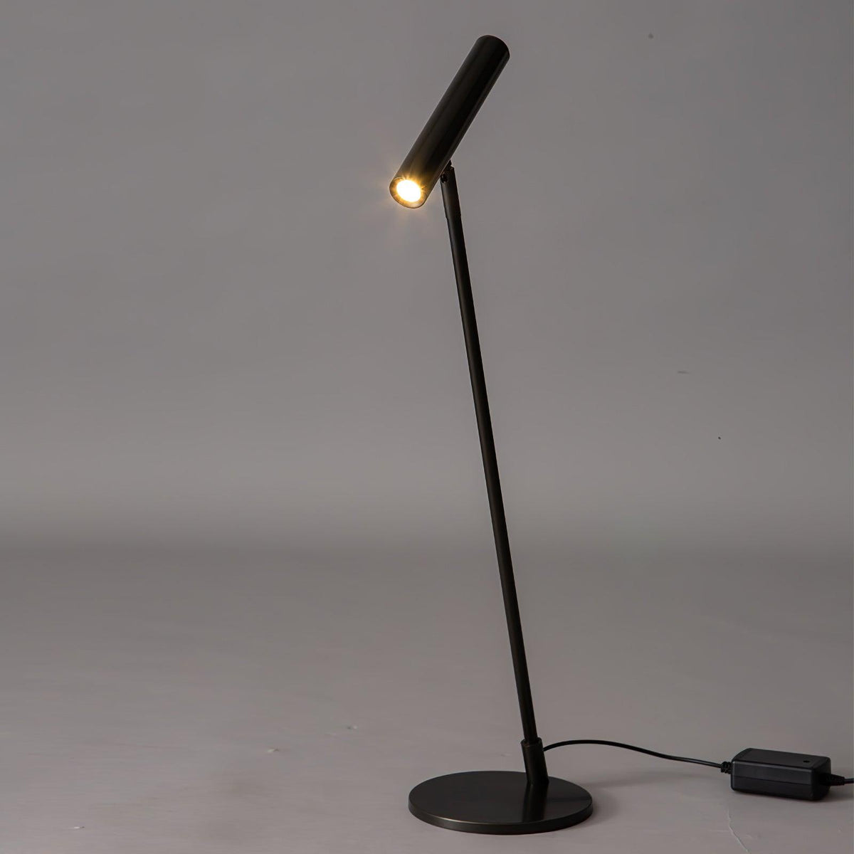 Anor Minimalistische Tischleuchte