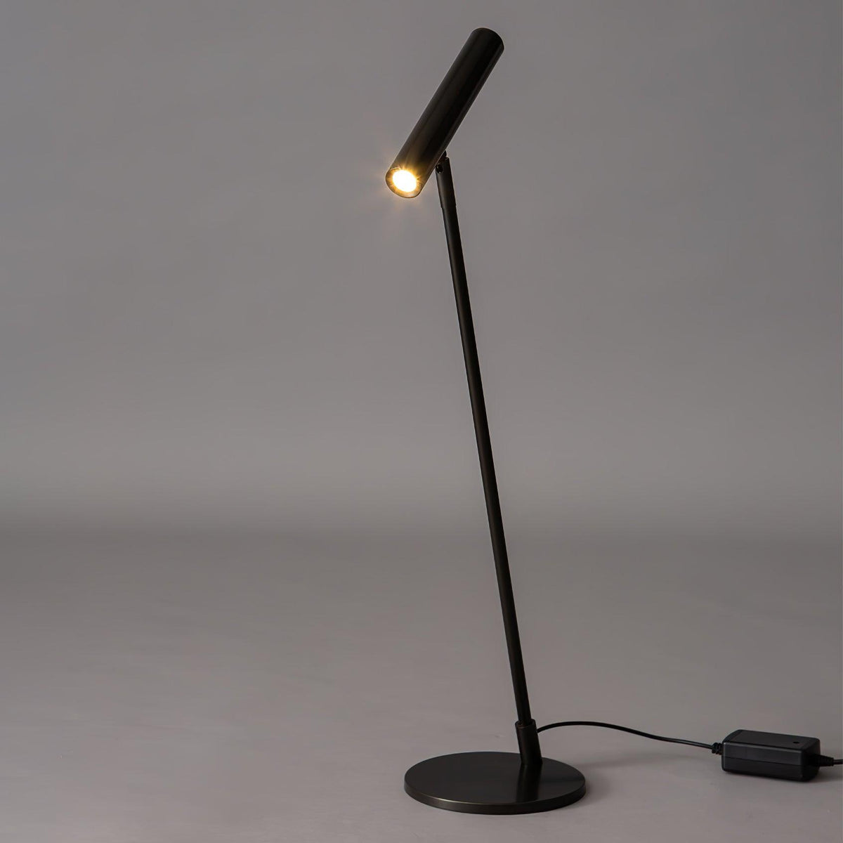 Anor Minimalistische Tischleuchte