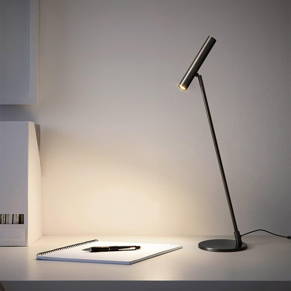 Anor Minimalistische Tischleuchte