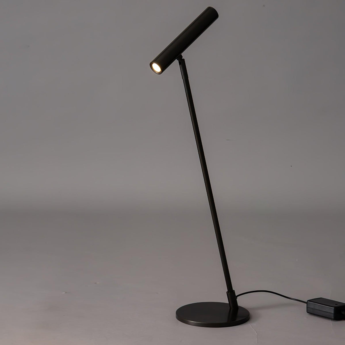Anor Minimalistische Tischleuchte