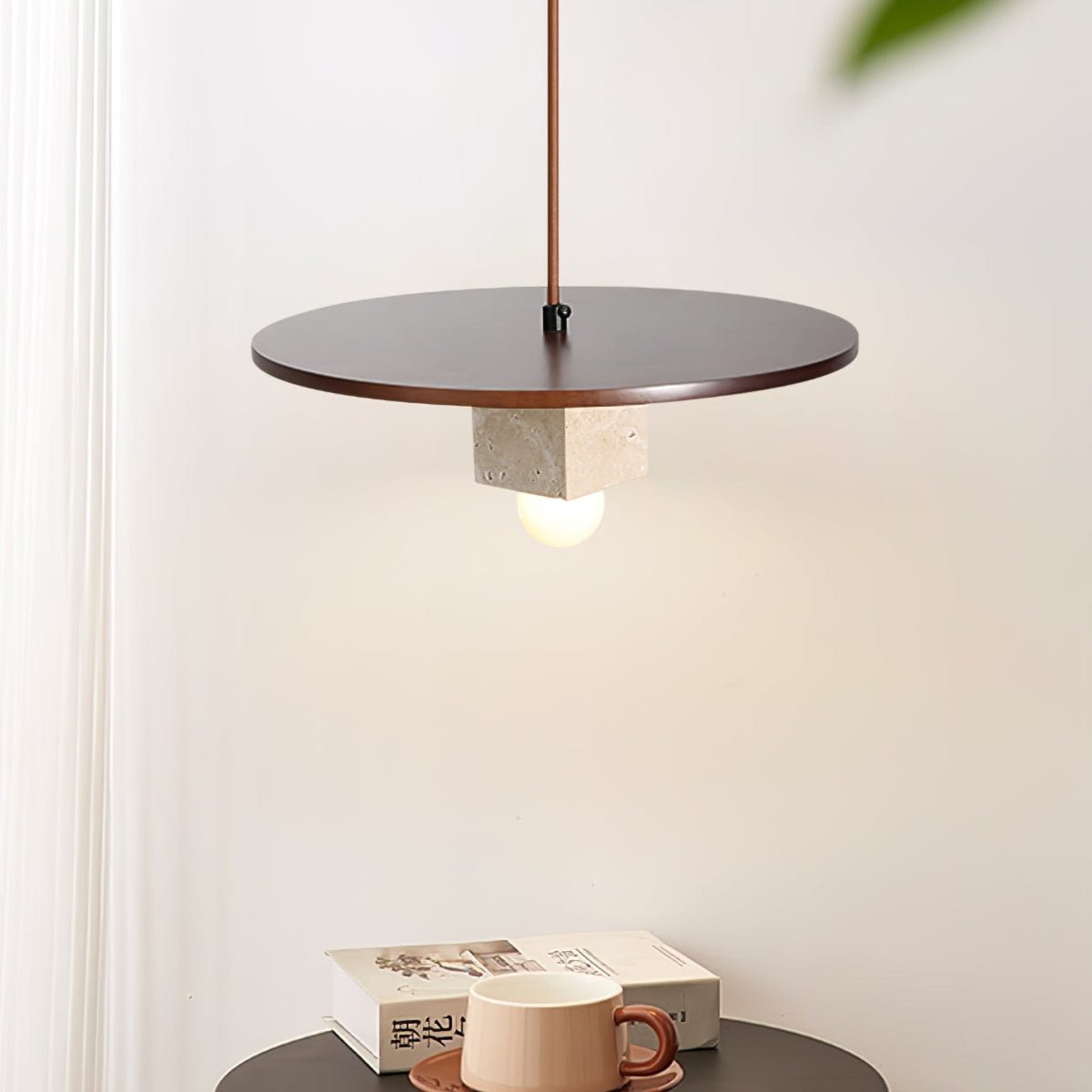 Sarix Geometrische Pendelleuchte aus Travertin
