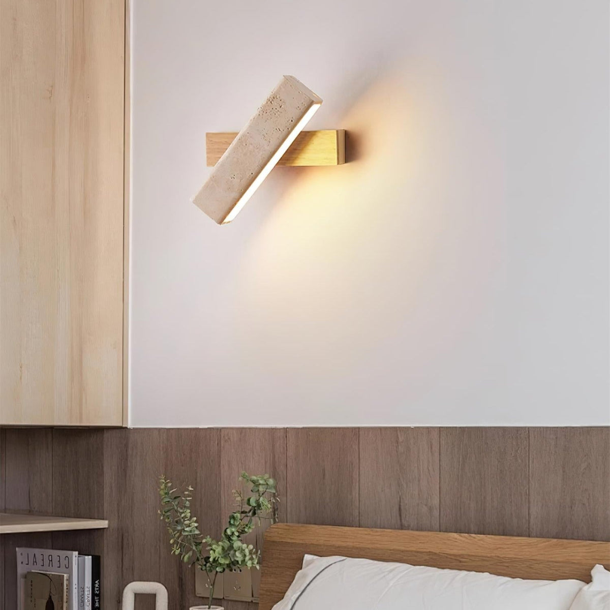 Novra Travertine Wandleuchte