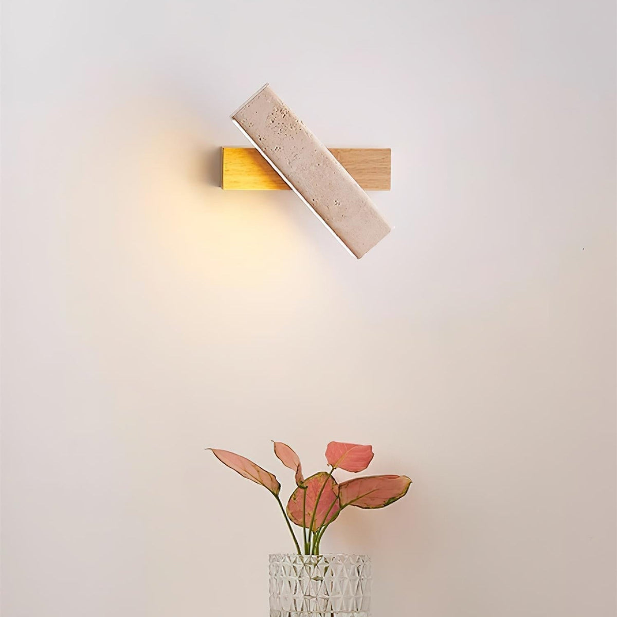 Novra Travertine Wandleuchte