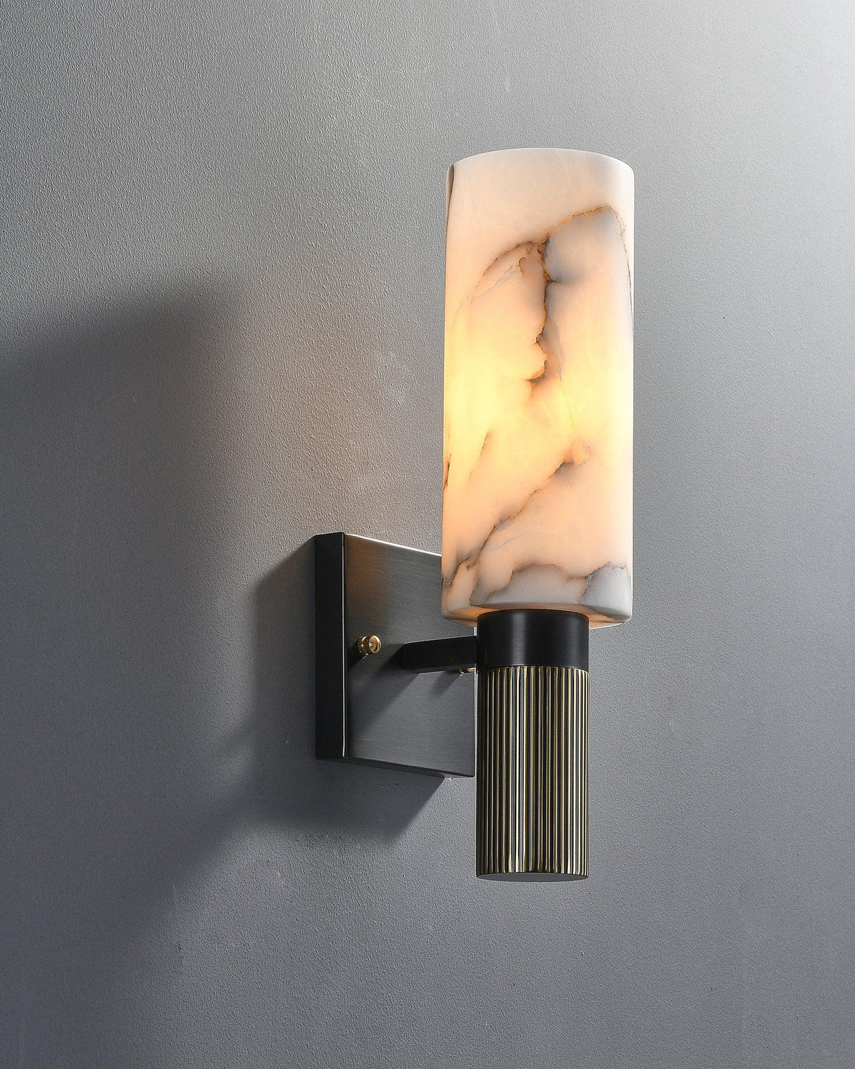 Aveninette Alabaster Wandleuchte