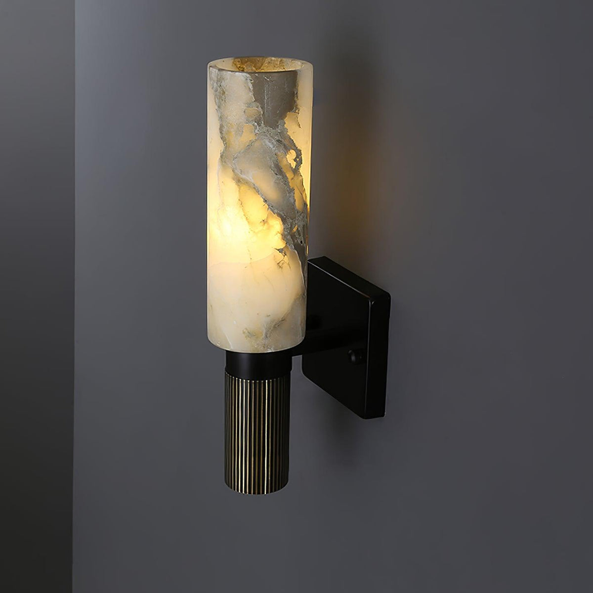 Aveninette Alabaster Wandleuchte