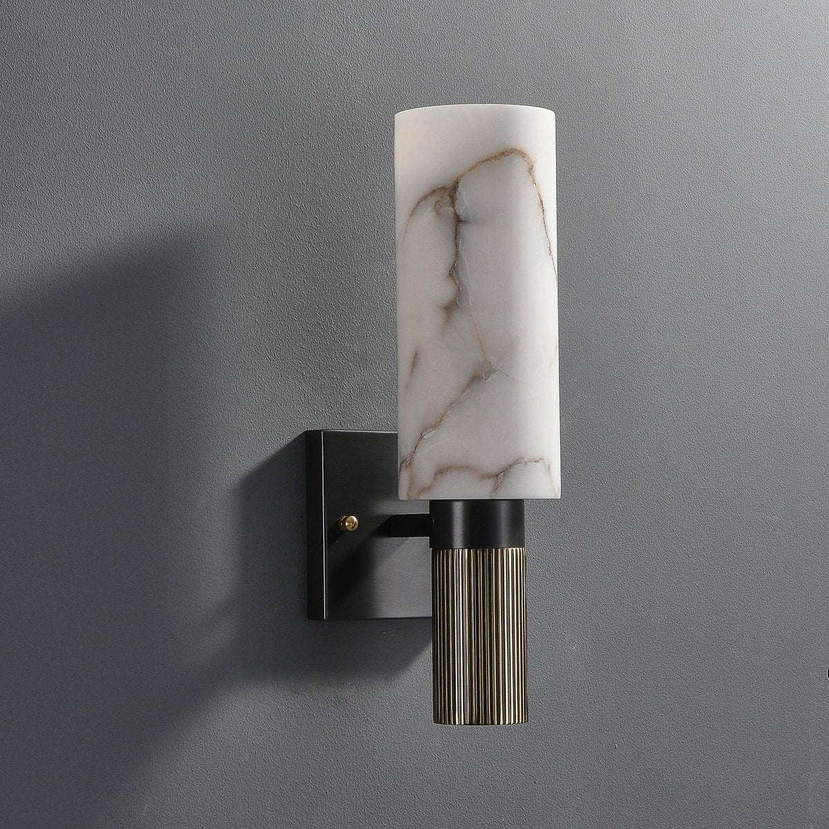 Aveninette Alabaster Wandleuchte