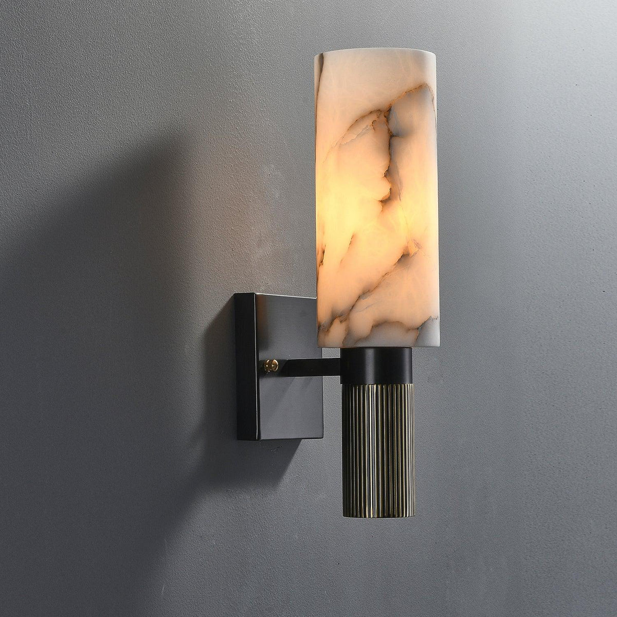 Aveninette Alabaster Wandleuchte