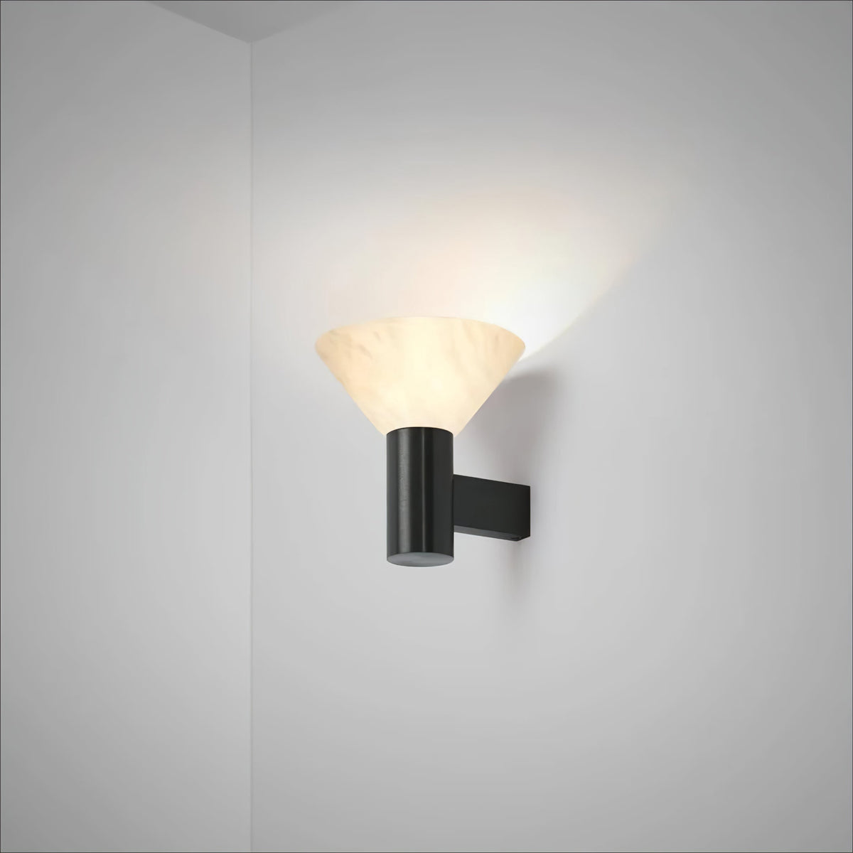 Rino Cone Alabaster Wandleuchte