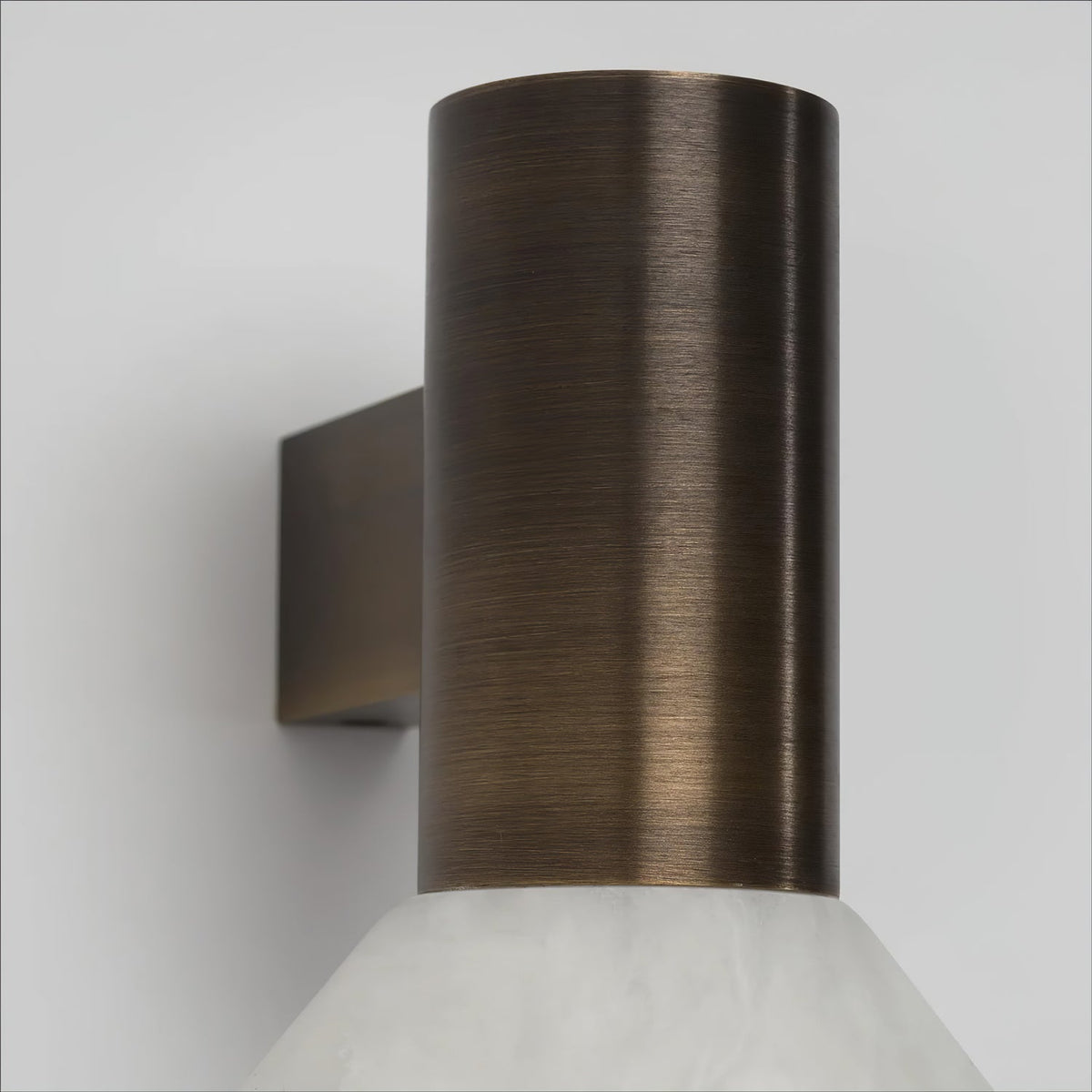 Rino Cone Alabaster Wandleuchte