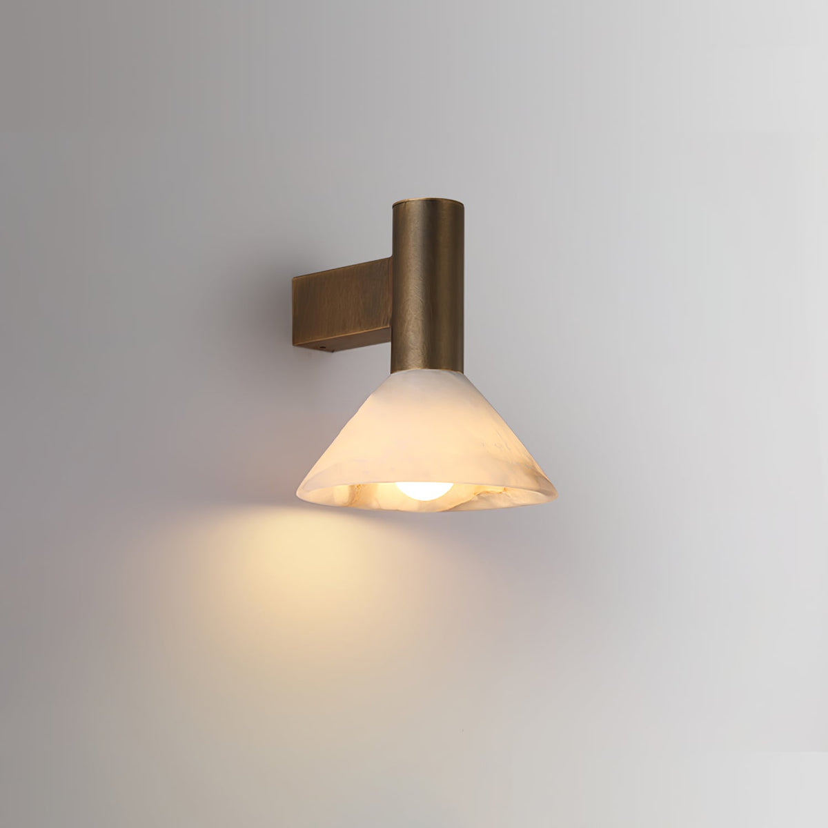 Rino Cone Alabaster Wandleuchte
