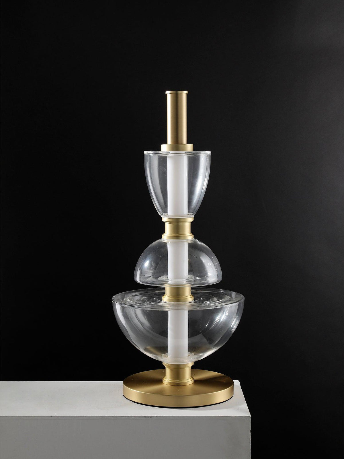 Ivthaarae Tischleuchte aus Glas