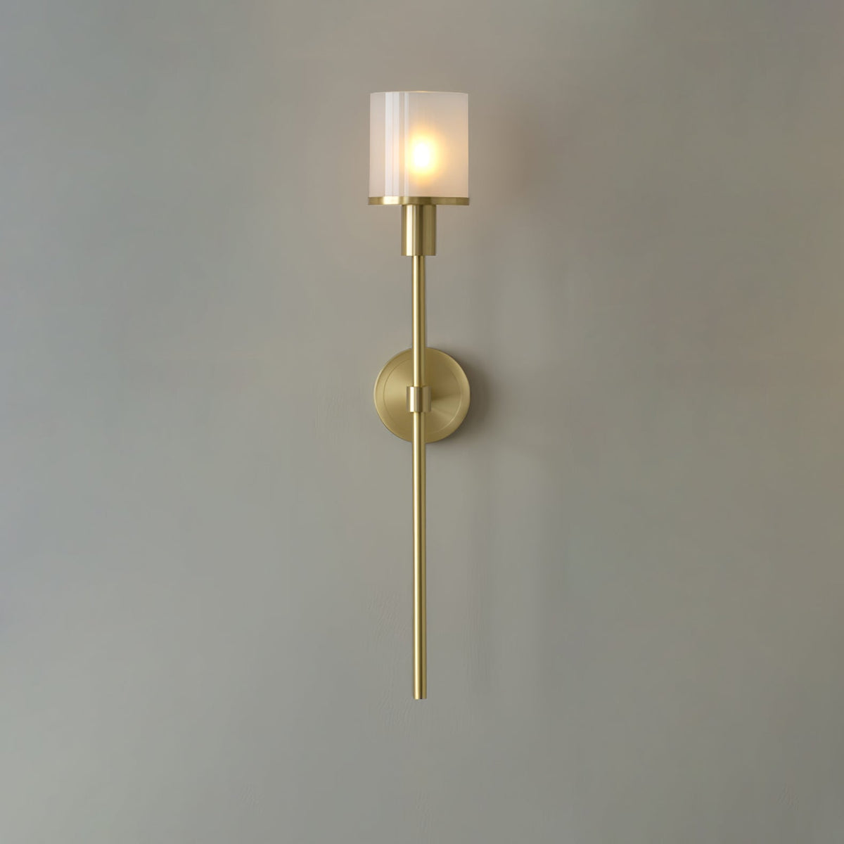 Mycara zeitgenössische Wandleuchte aus Alabaster im klassischen nordischen Stil