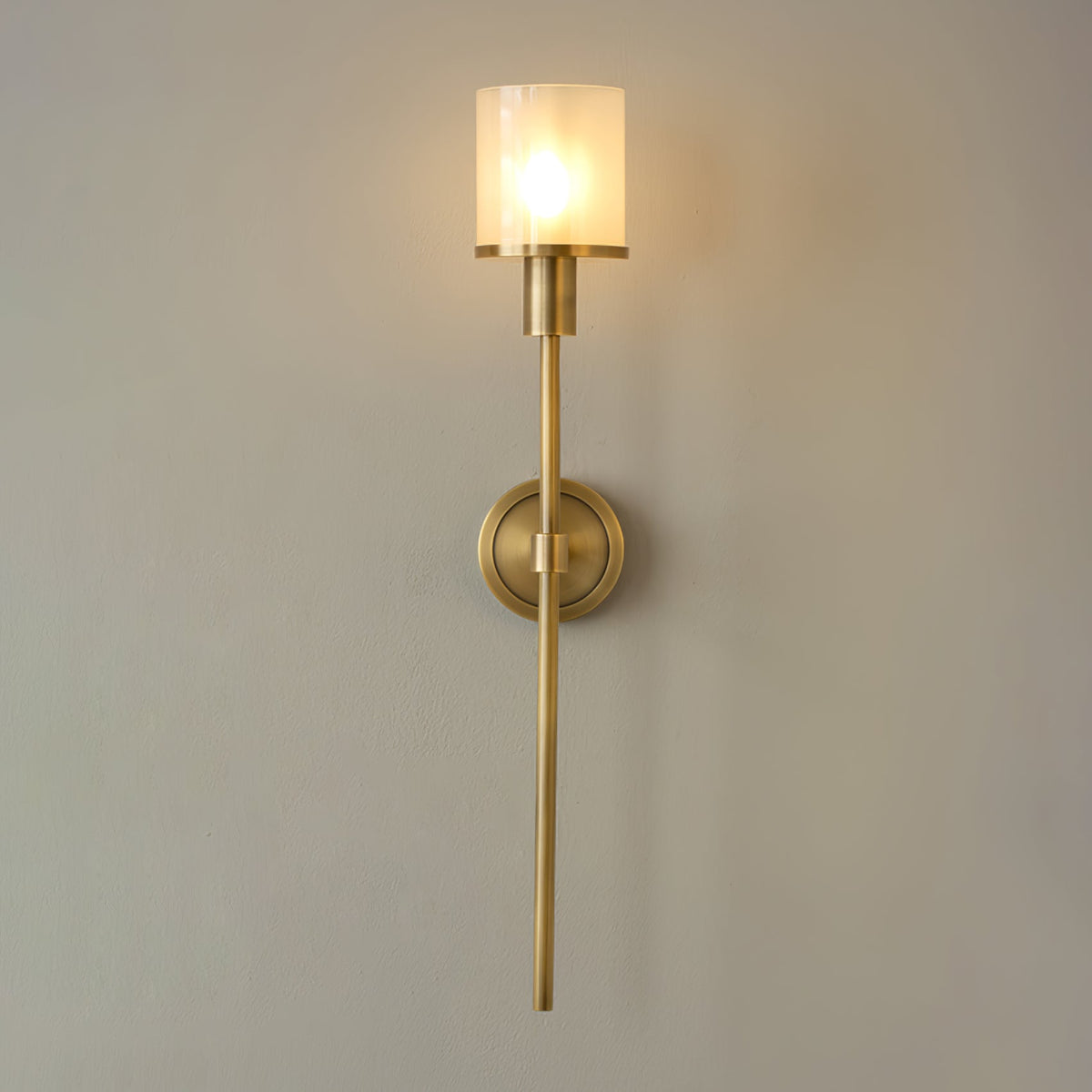 Mycara zeitgenössische Wandleuchte aus Alabaster im klassischen nordischen Stil