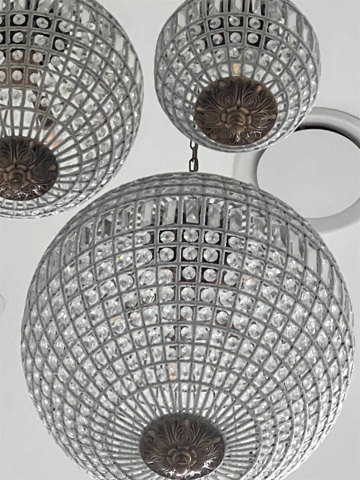 Elyinissa Kronleuchter Gold Kugel Kristall Vintage