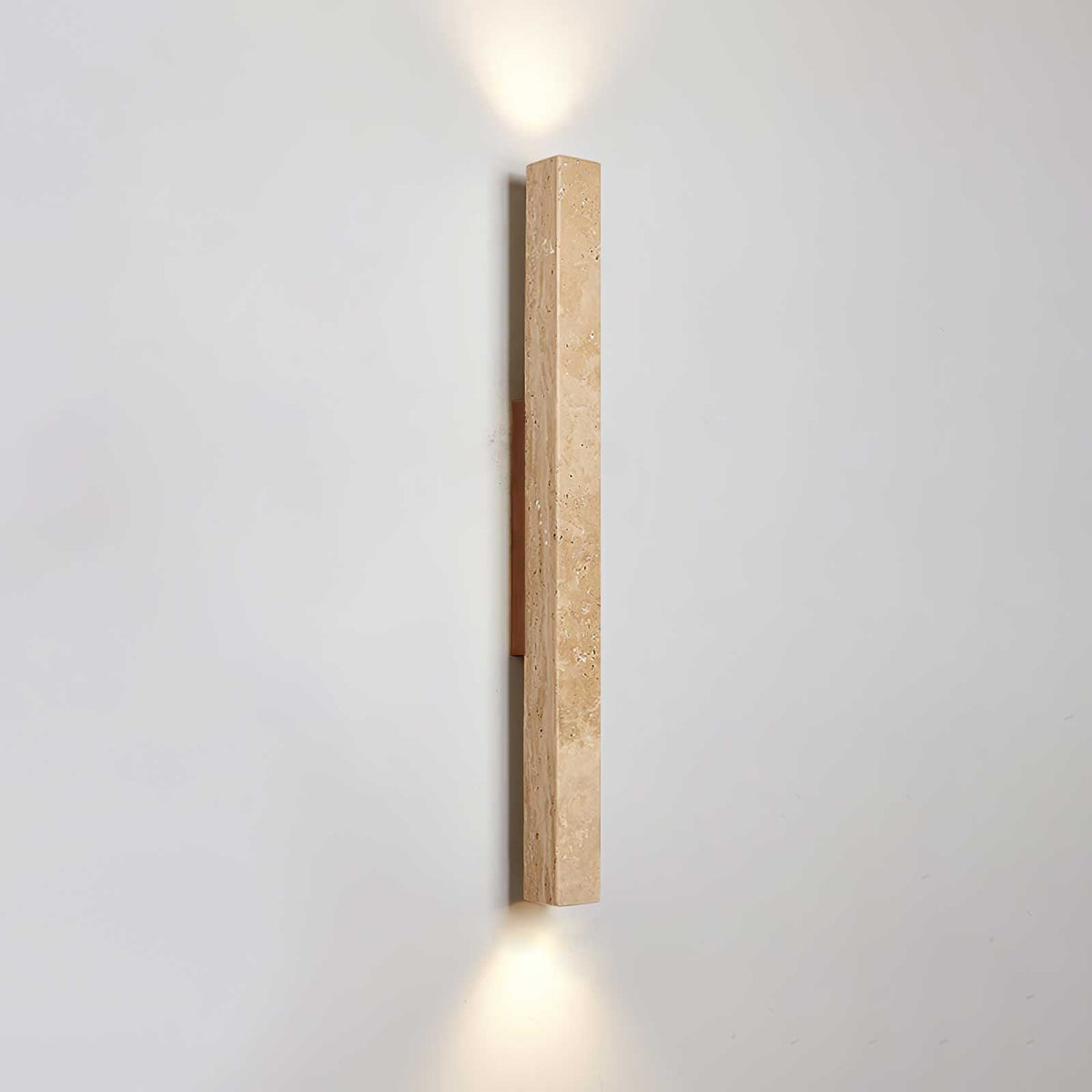 Noriira Minimalistische Wandleuchte aus Travertin