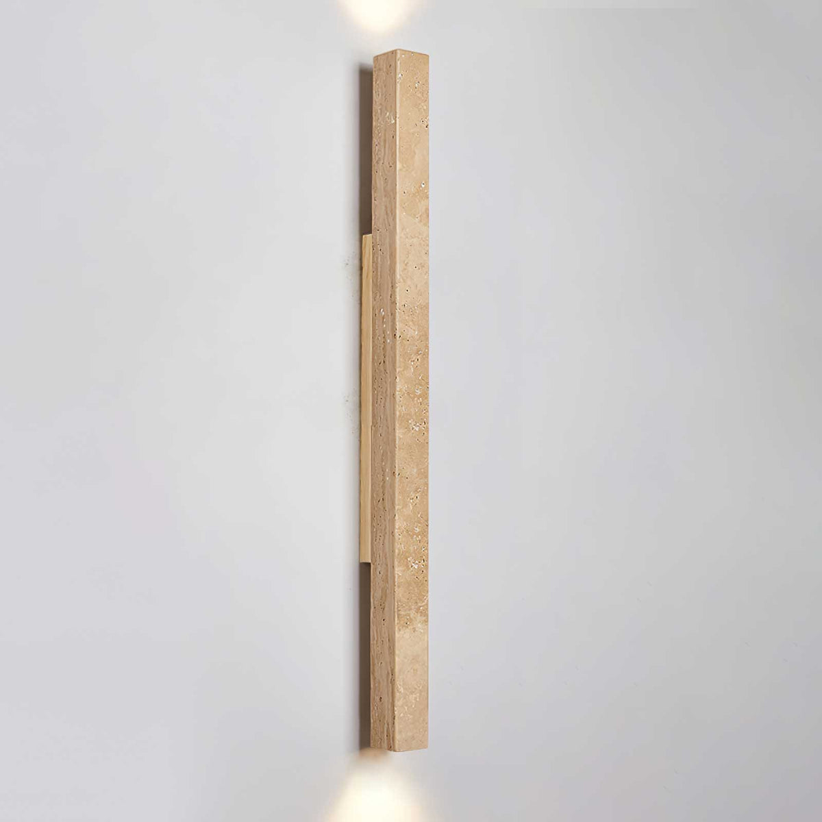 Noriira Minimalistische Wandleuchte aus Travertin