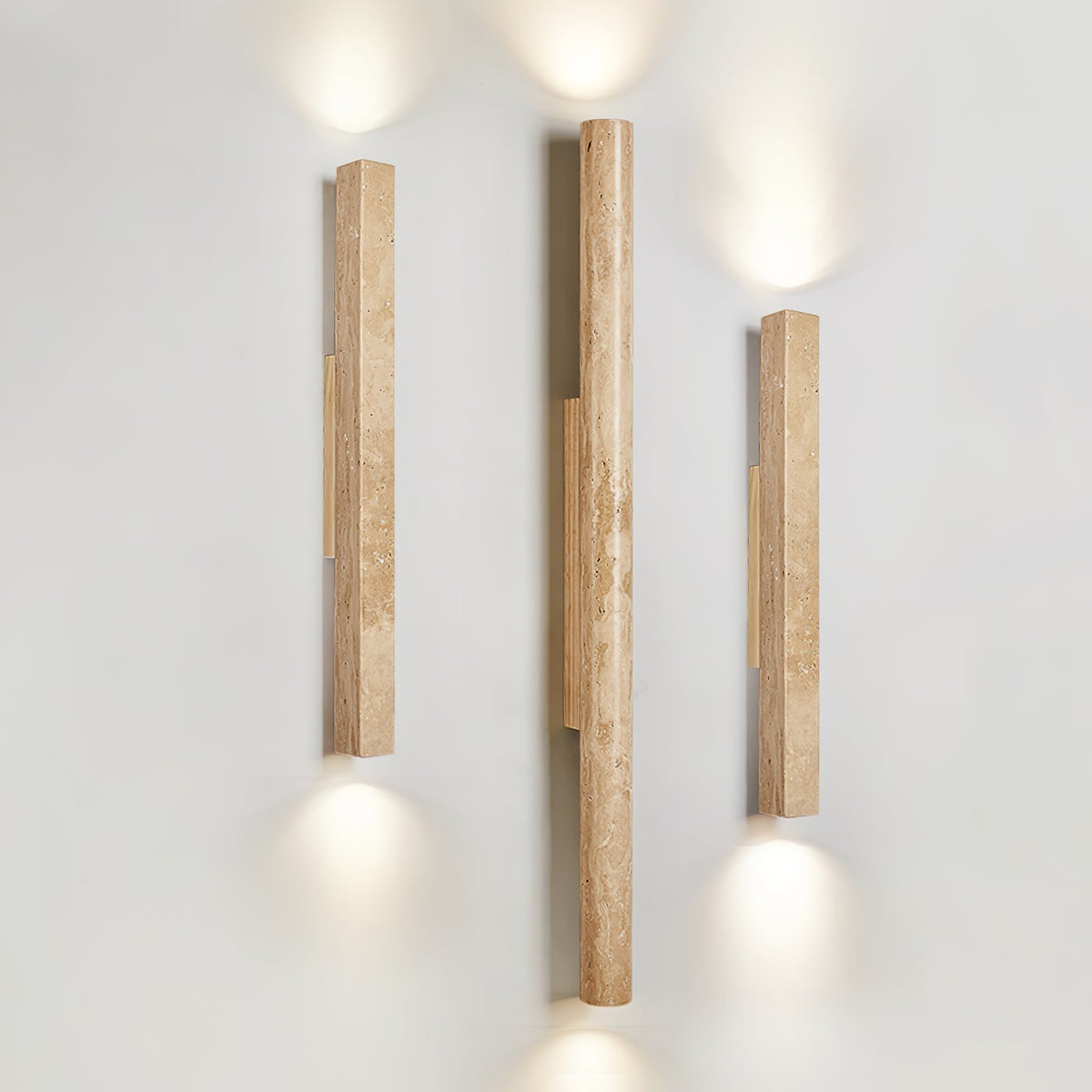 Noriira Minimalistische Wandleuchte aus Travertin