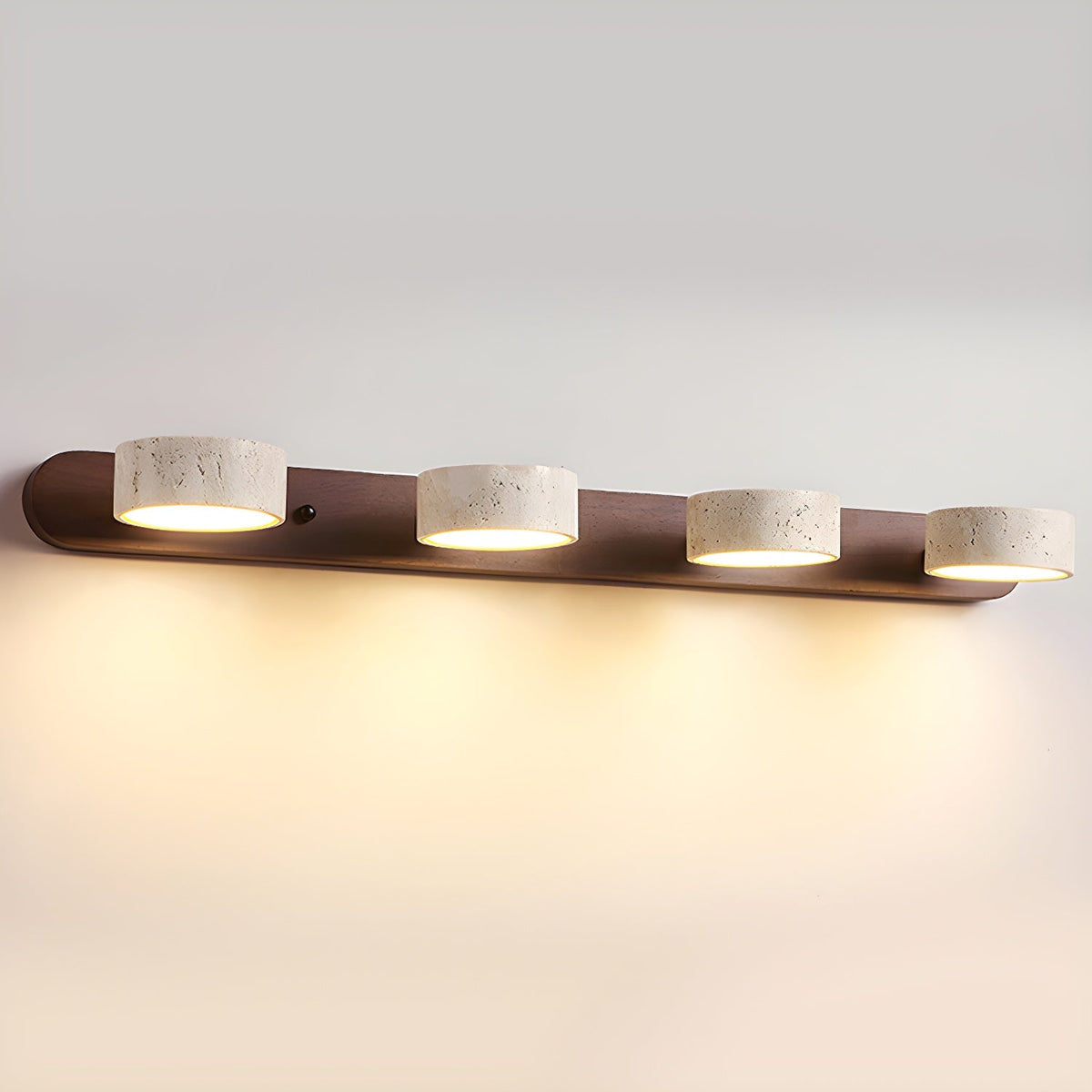 Voloreth Minimalistische Wandleuchte aus Travertin