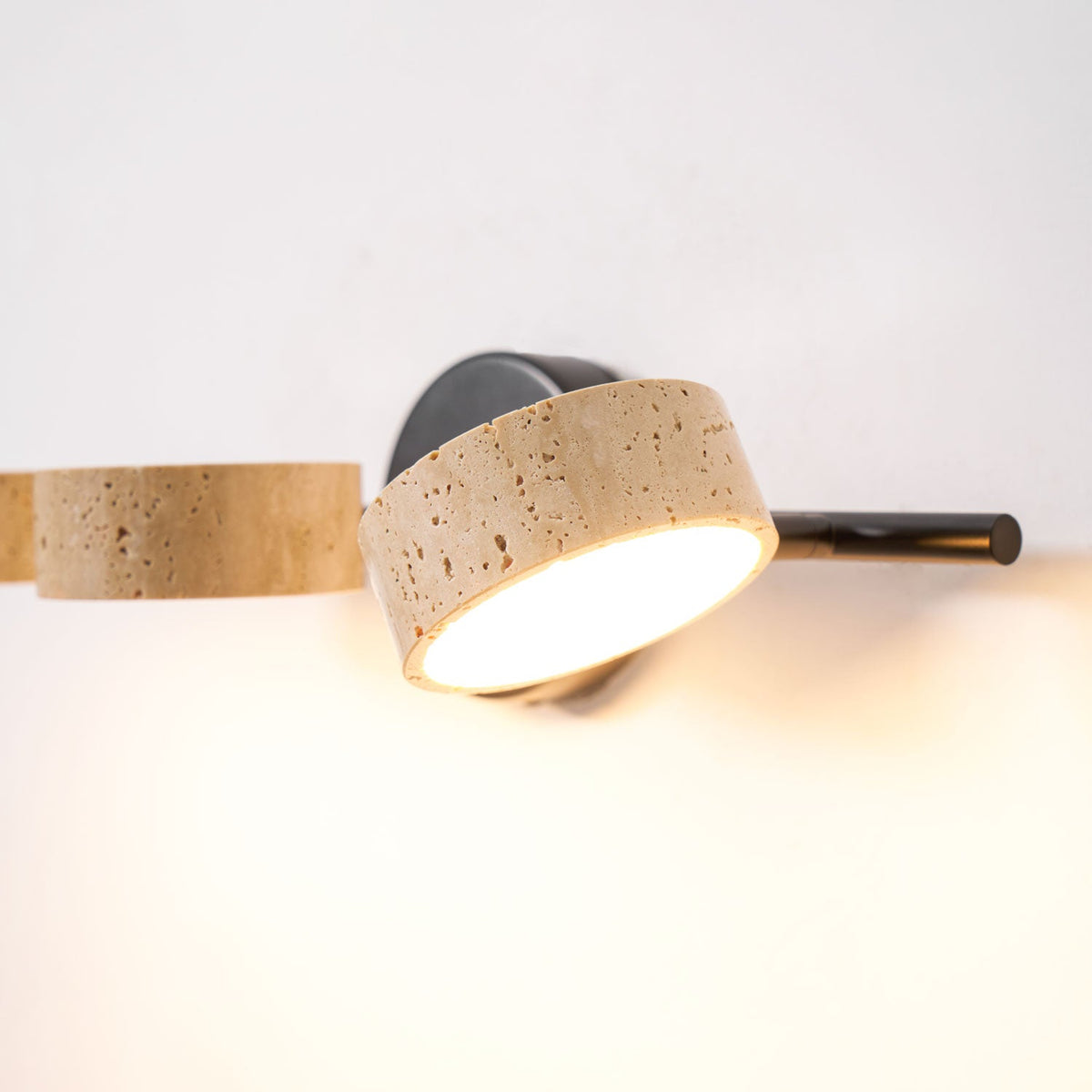Ceshair Multi Head Travertine Waschtischleuchte