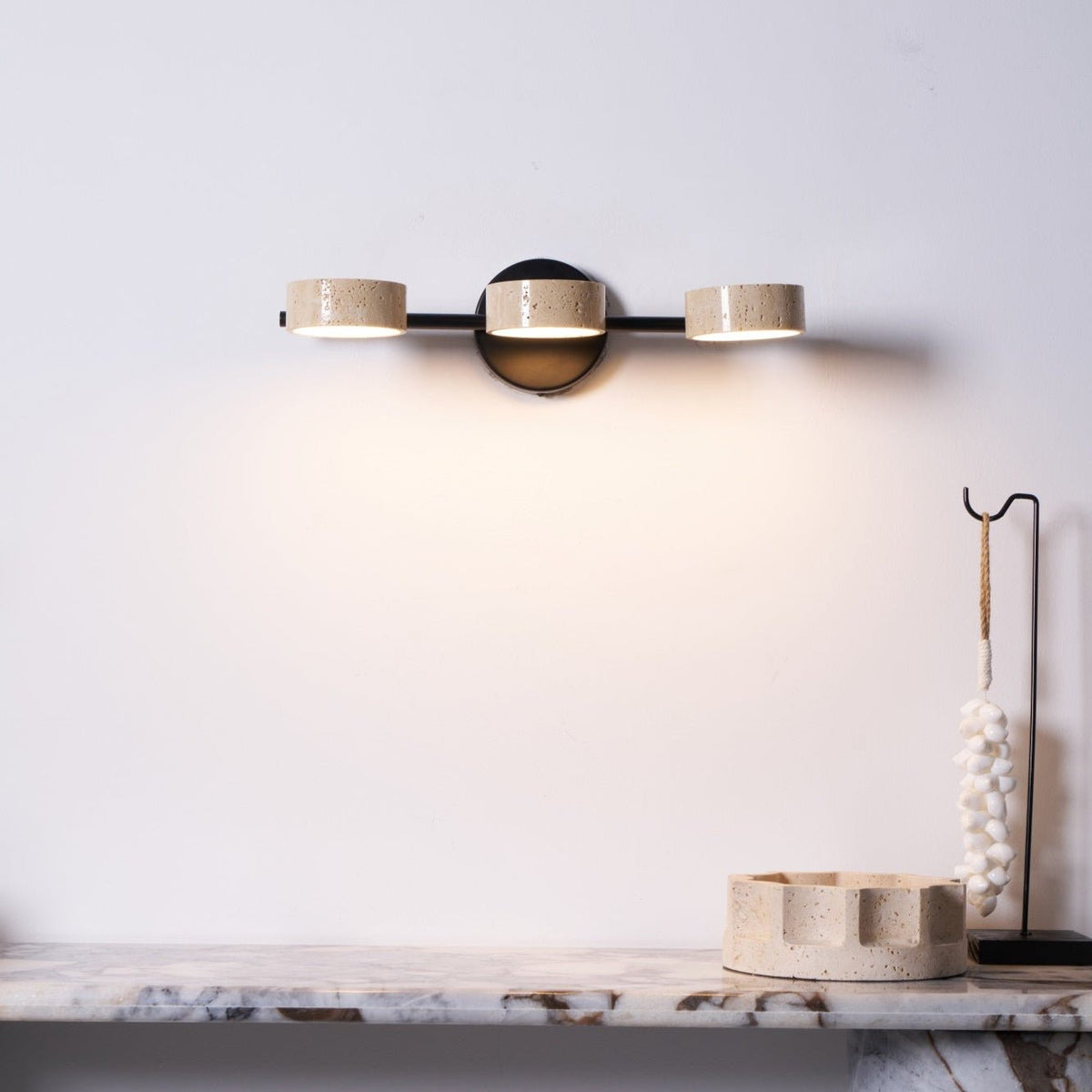 Ceshair Multi Head Travertine Waschtischleuchte