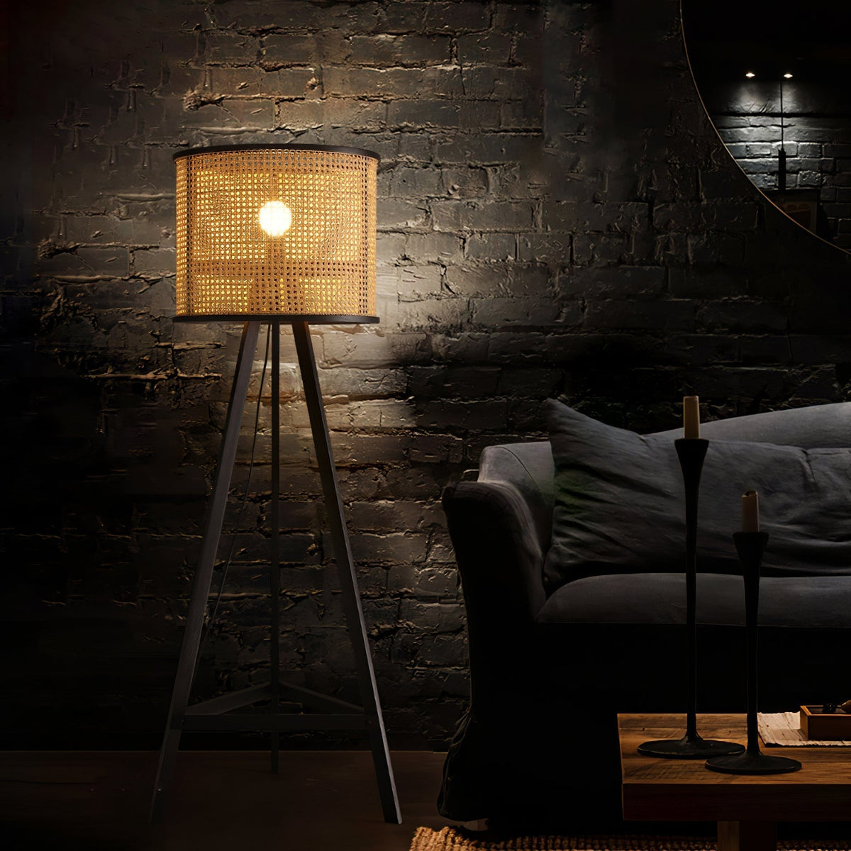 Olsolyra Rattan geflochtene Dreibein-Stehleuchte