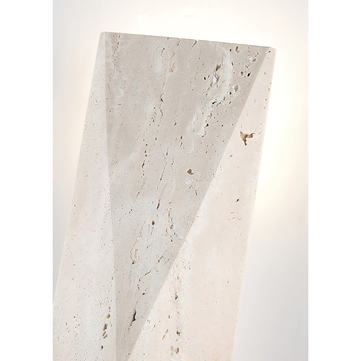 Taveenne Travertin-Wandleuchte