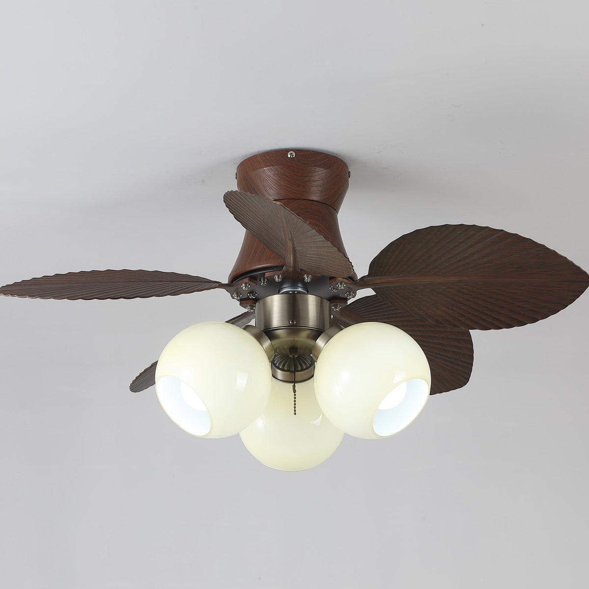 Walden Deckenventilator mit Beleuchtung aus Eiche