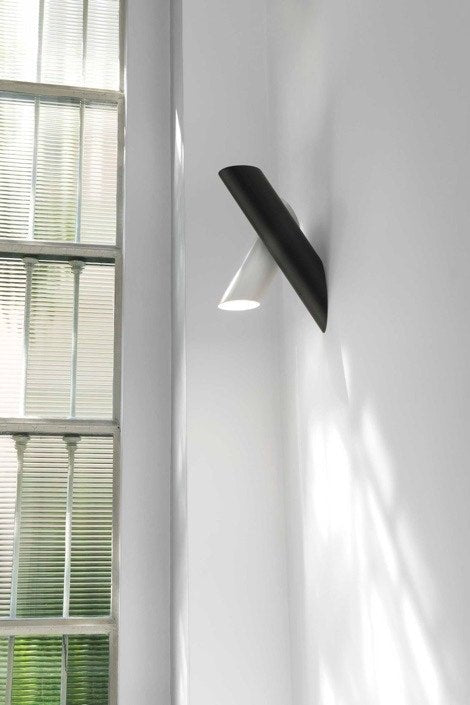 Perylis zeitgenössische minimalistische Wandleuchte mit Tuben