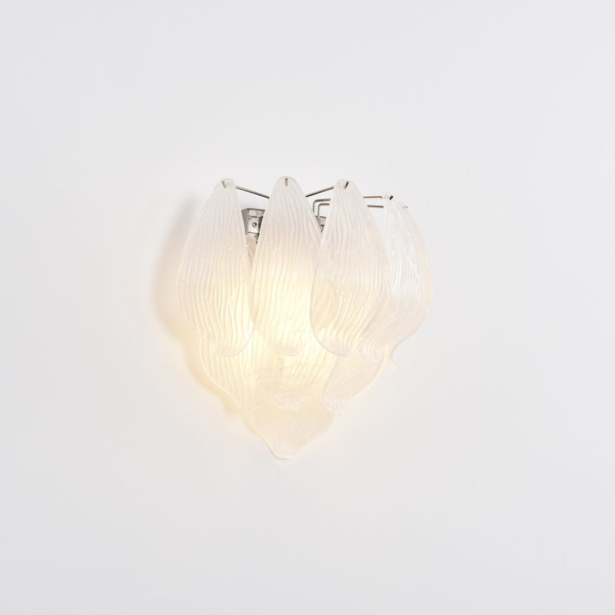 Lioriniella Wandleuchte aus Murano-Glas in Petal-Form mit matten kaskadierenden Blättern