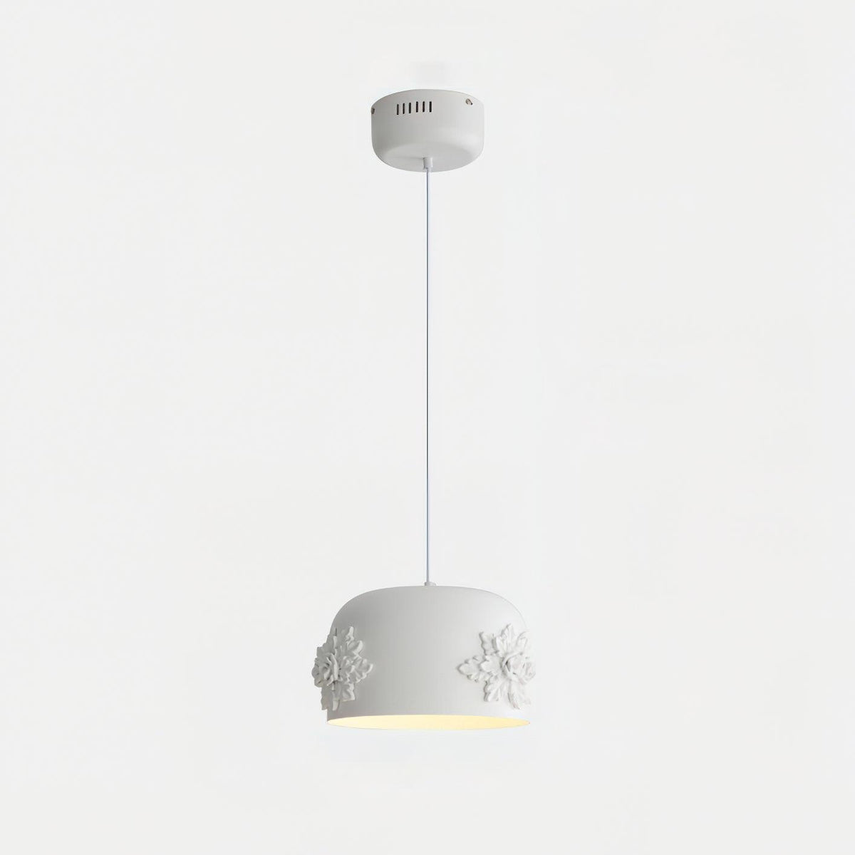 Solstice Minimalistische Kunstharz-Wandleuchte