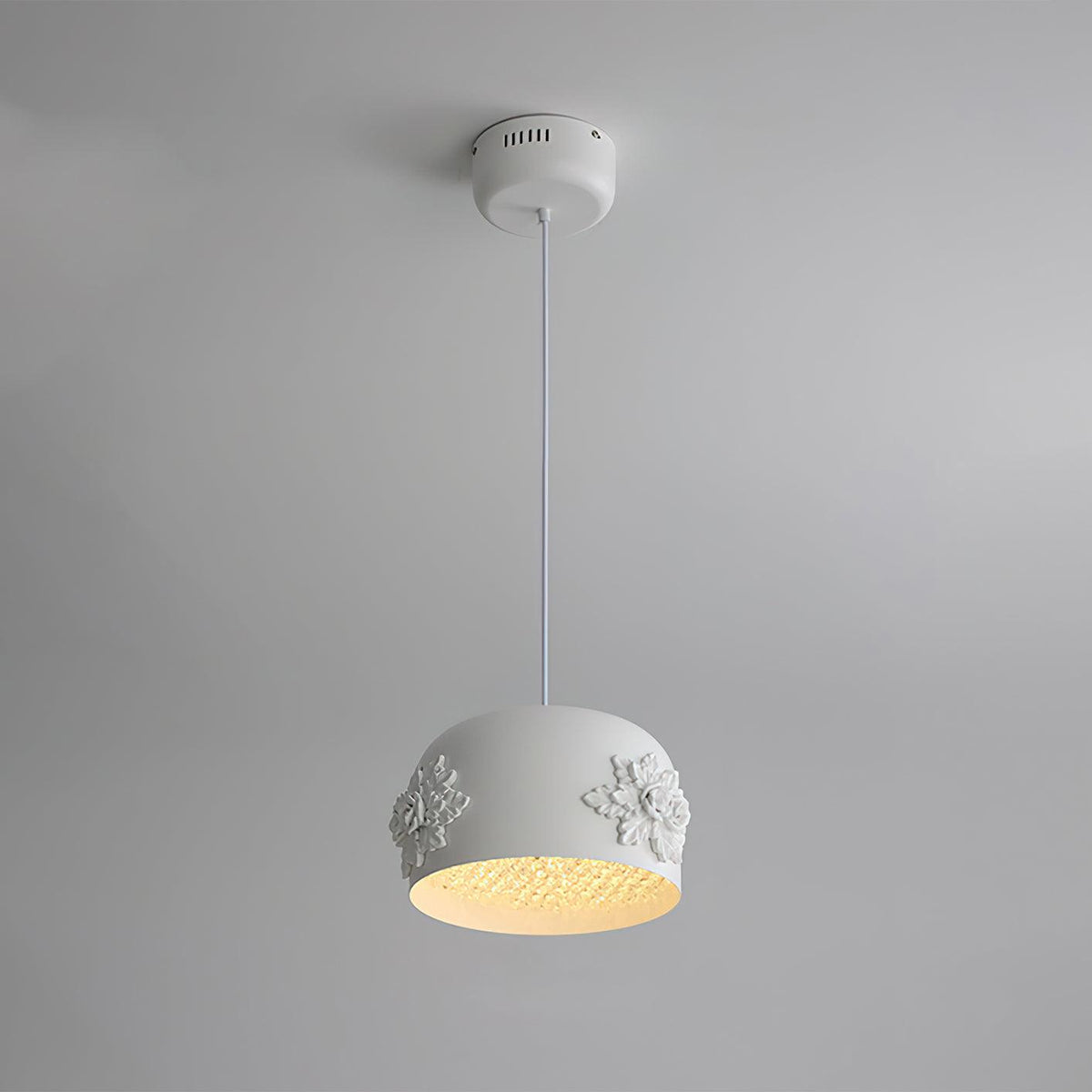 Solstice Minimalistische Kunstharz-Wandleuchte
