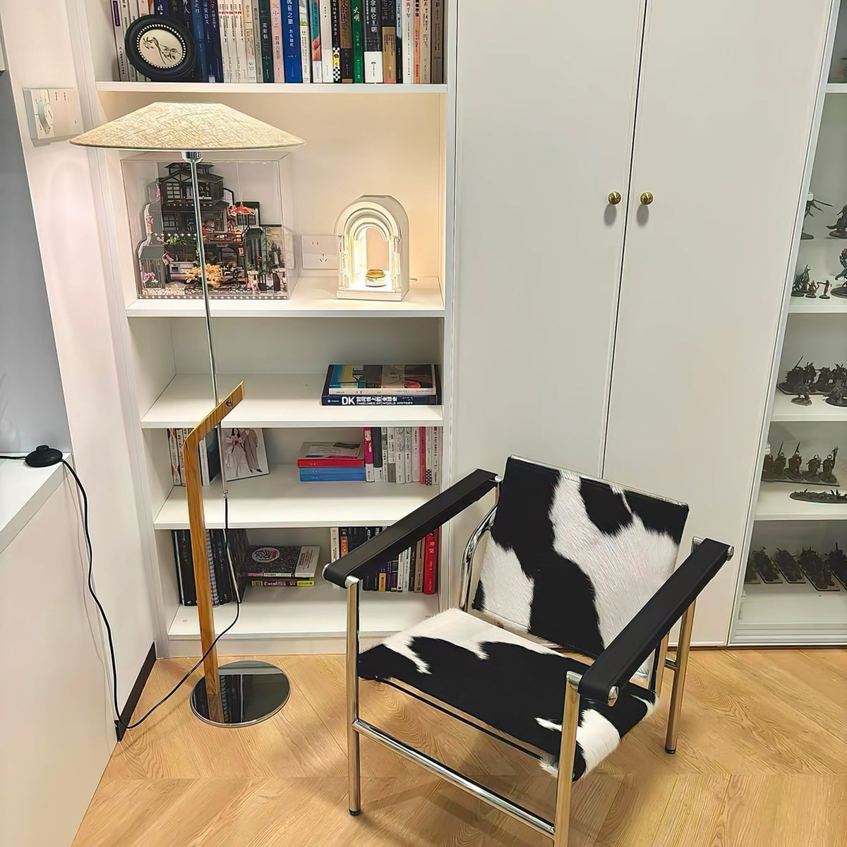 Lumorine Stehleuchte im modernen Stil