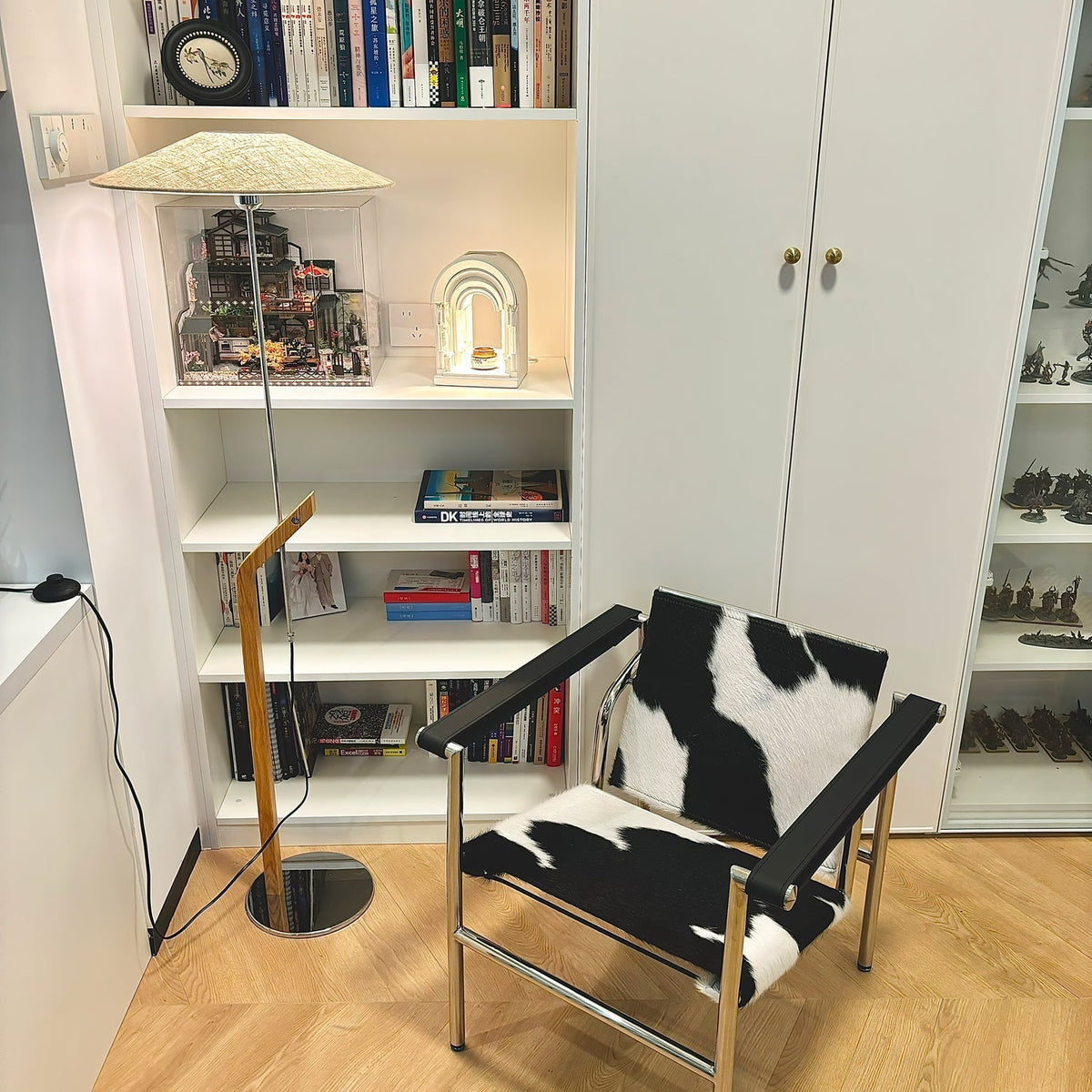 Lumorine Stehleuchte im modernen Stil