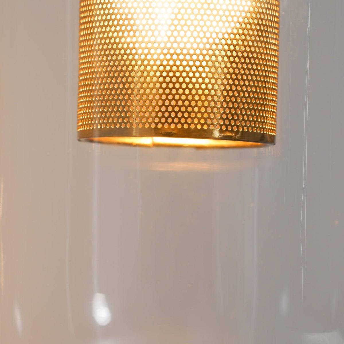 Dae zeitgenössische minimalistische Wandleuchte aus Glas