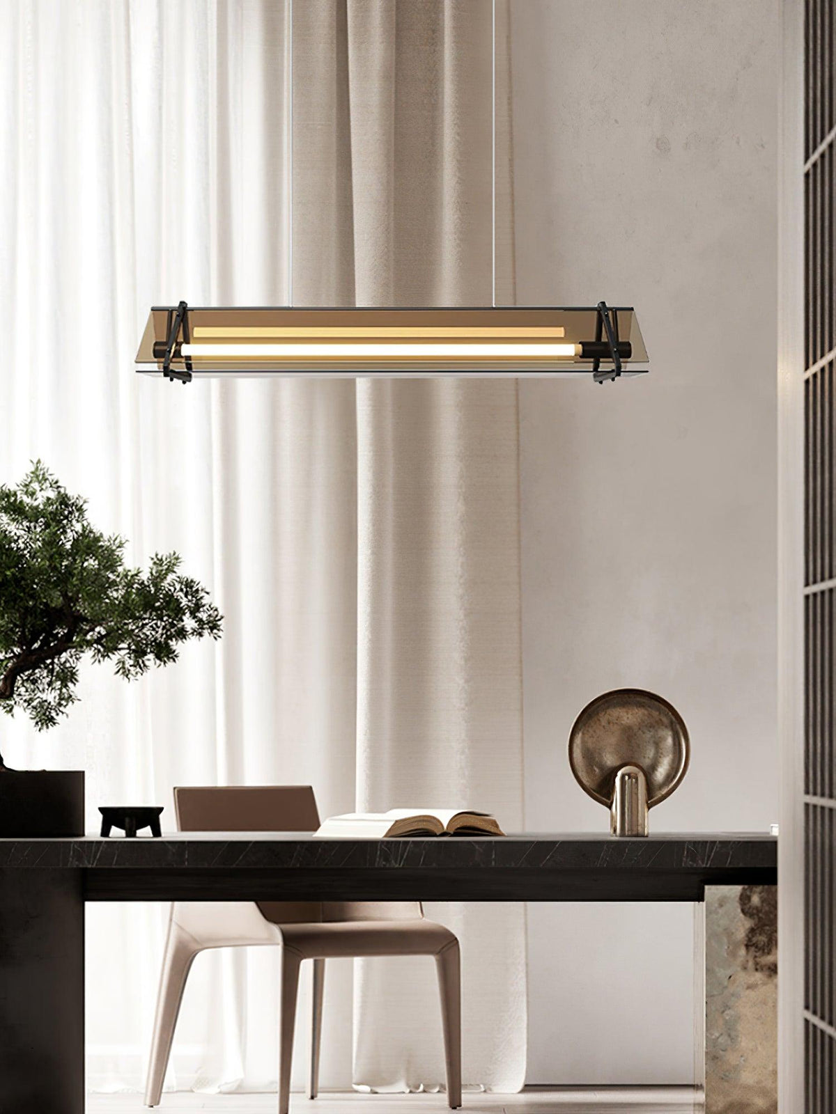 Carven Pendelleuchte aus Glas minimalistisch