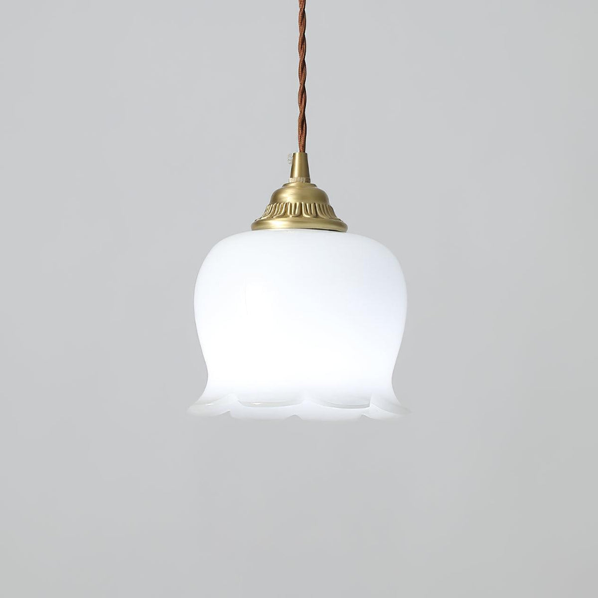 Veloza Pendelleuchte aus Messing und Kunstharz im Glam-Stil