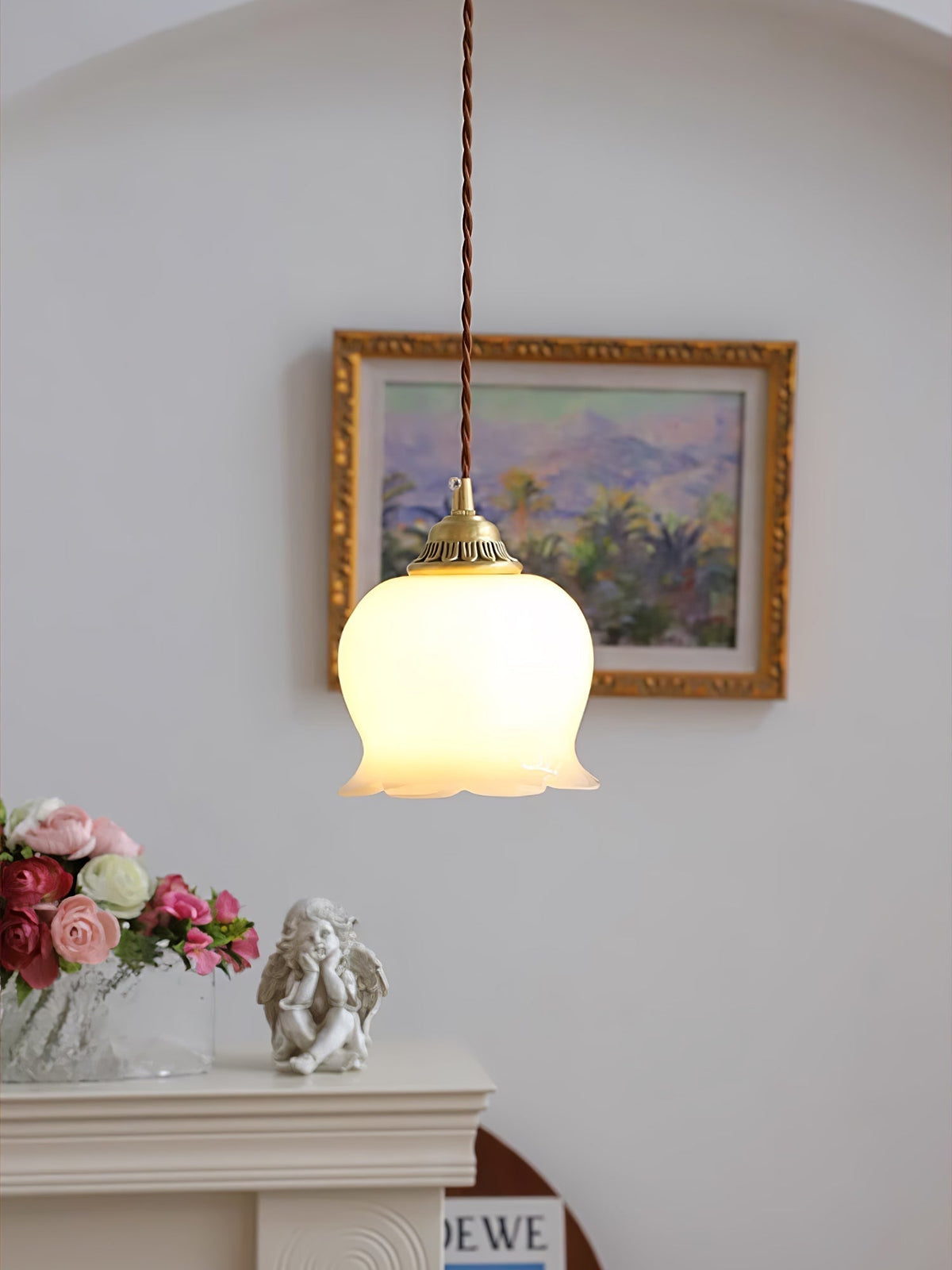 Veloza Pendelleuchte aus Messing und Kunstharz im Glam-Stil