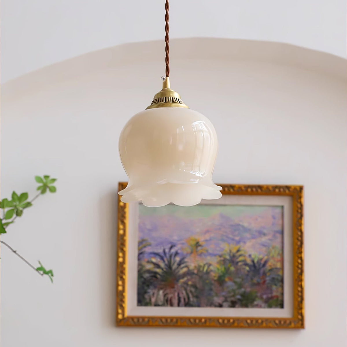 Veloza Pendelleuchte aus Messing und Kunstharz im Glam-Stil