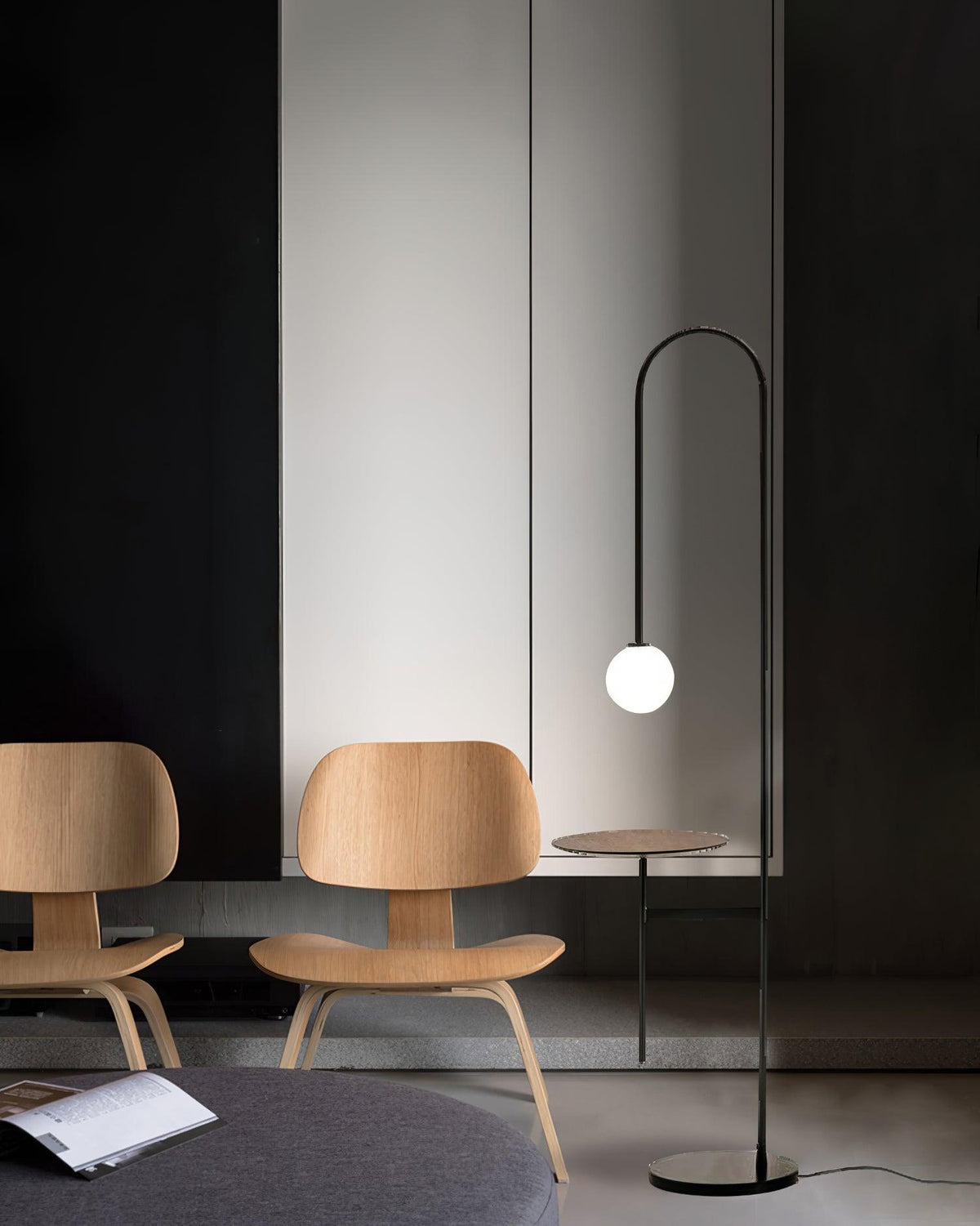 Celonce Stehleuchte aus Glas im minimalistischen Stil