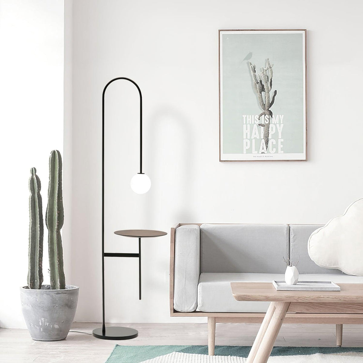 Celonce Stehleuchte aus Glas im minimalistischen Stil