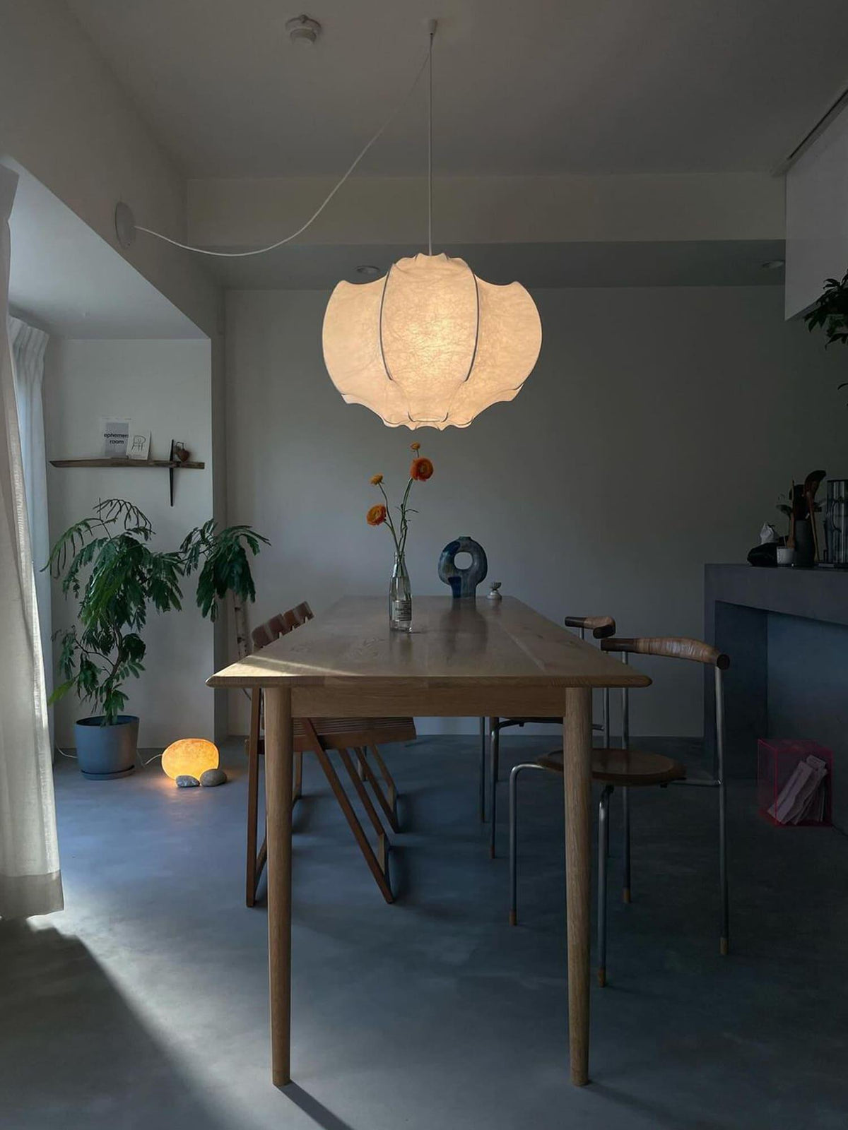 Lotus Minimalistische Seiden-Pendelleuchte