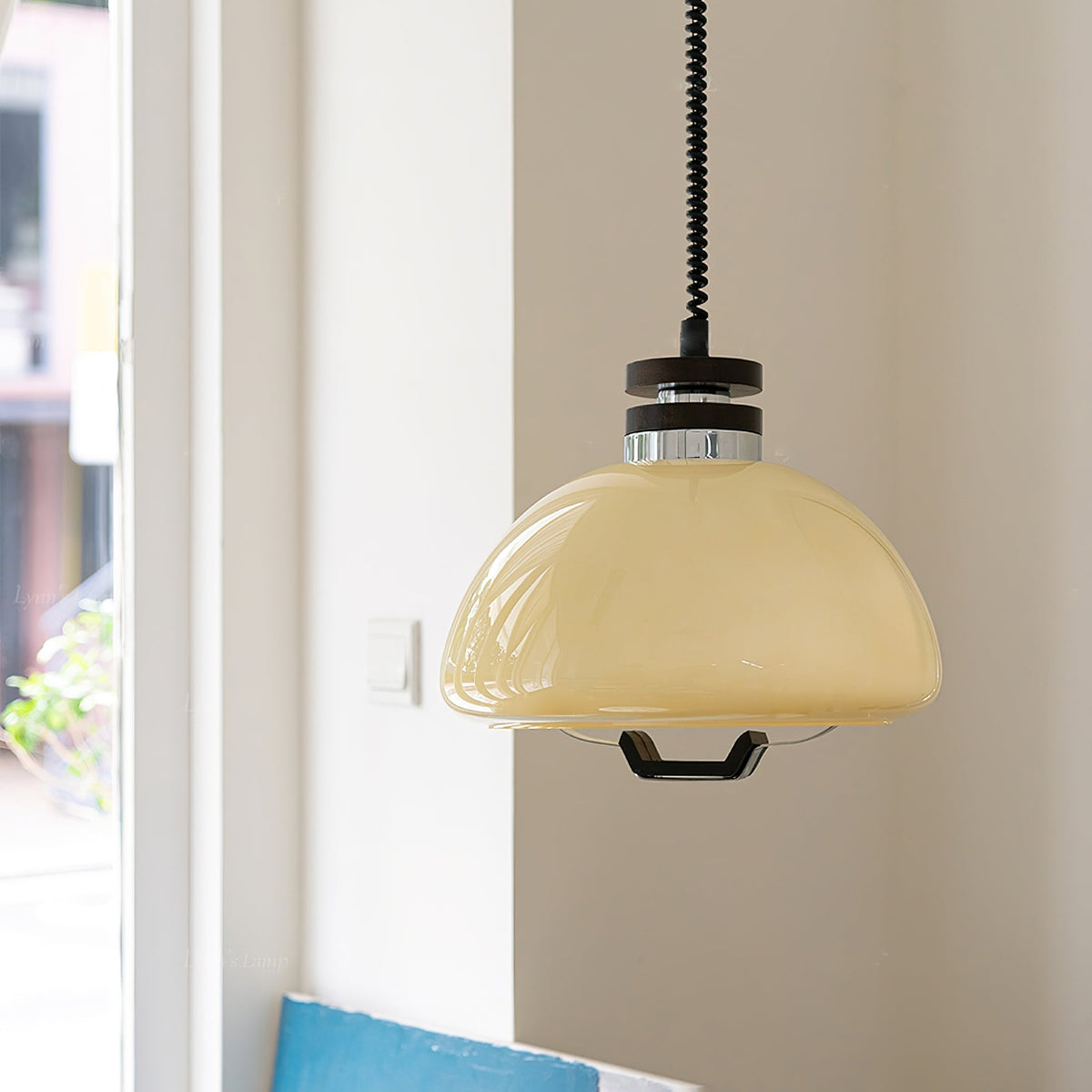 Avvinel skandinavisch Art Pudding Pendelleuchte aus Holz