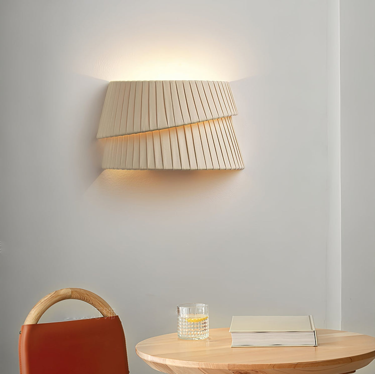 Cevelarae Premium skandinavische Kunst-Twist-Stoff-Wandleuchte