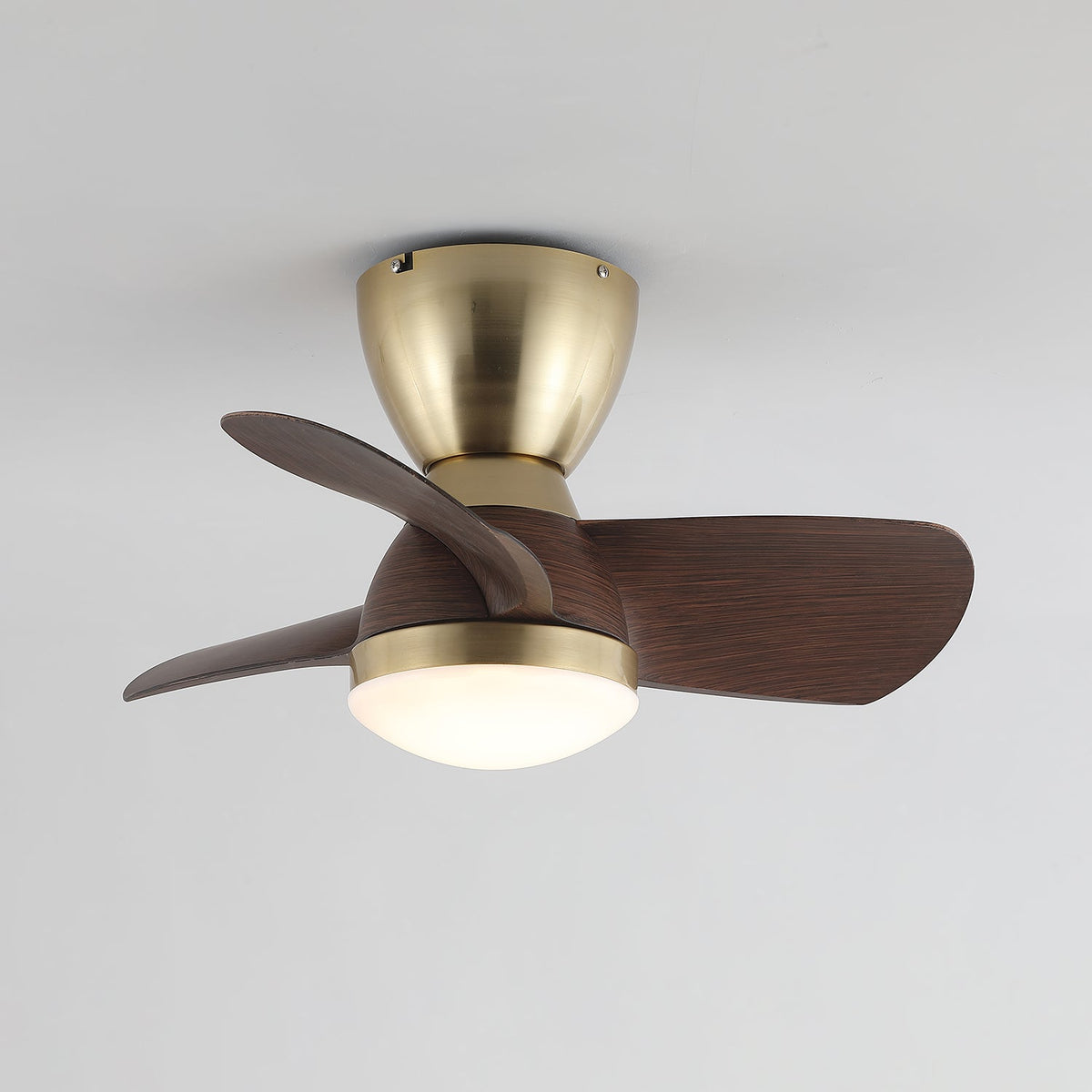 Aldiian minimalistisch Messing-Holz-Deckenventilator mit Beleuchtung